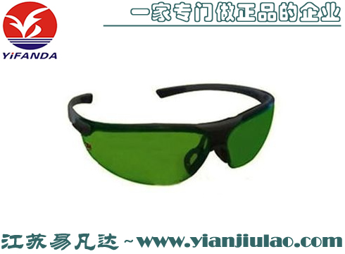 3M 1790G防冲击浅绿色镜片安全防护眼镜